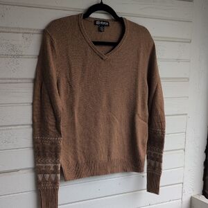 Sherpa Classic V-Neck Sweater in Camel Brown